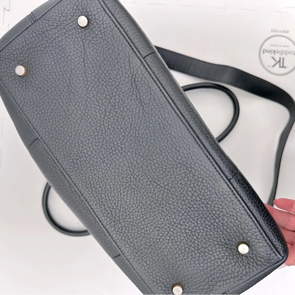 GiGi New York Black Satchel - Picture 12 of 12
